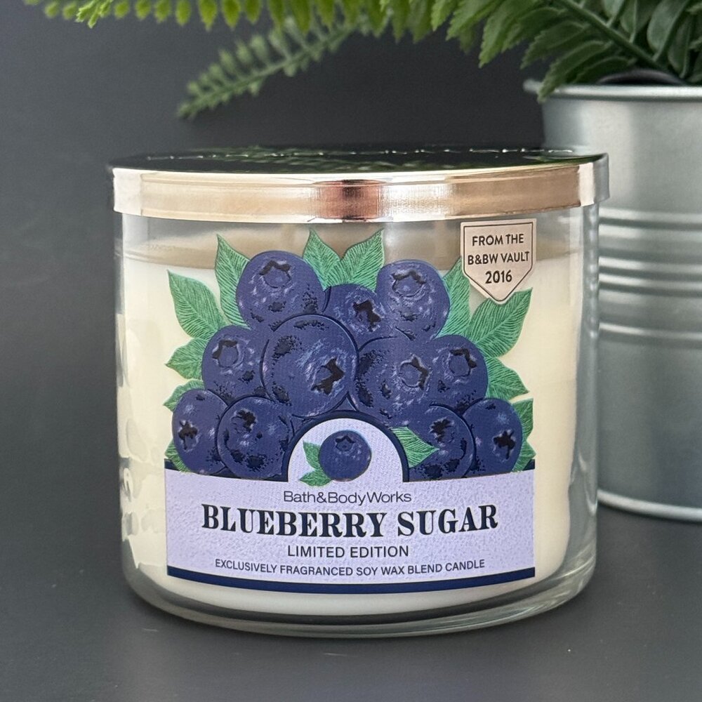BBW Blueberry Sugar Bath & Body Works 3 Wick Candle